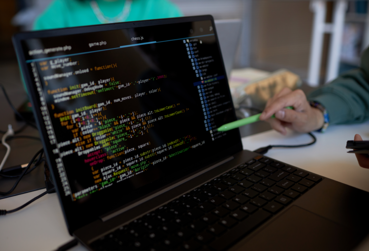 Sistemas y Aplicaciones Informáticas – Andalucía